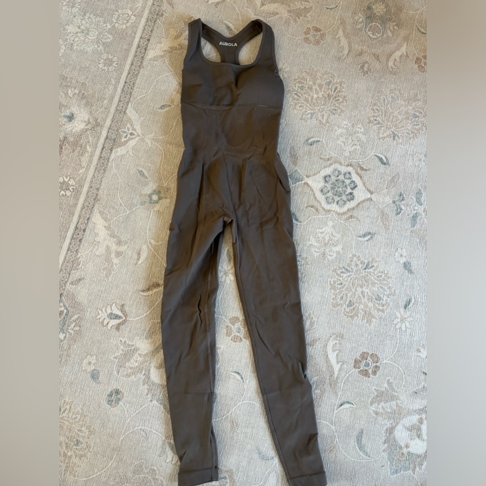 Aurola one piece work out set